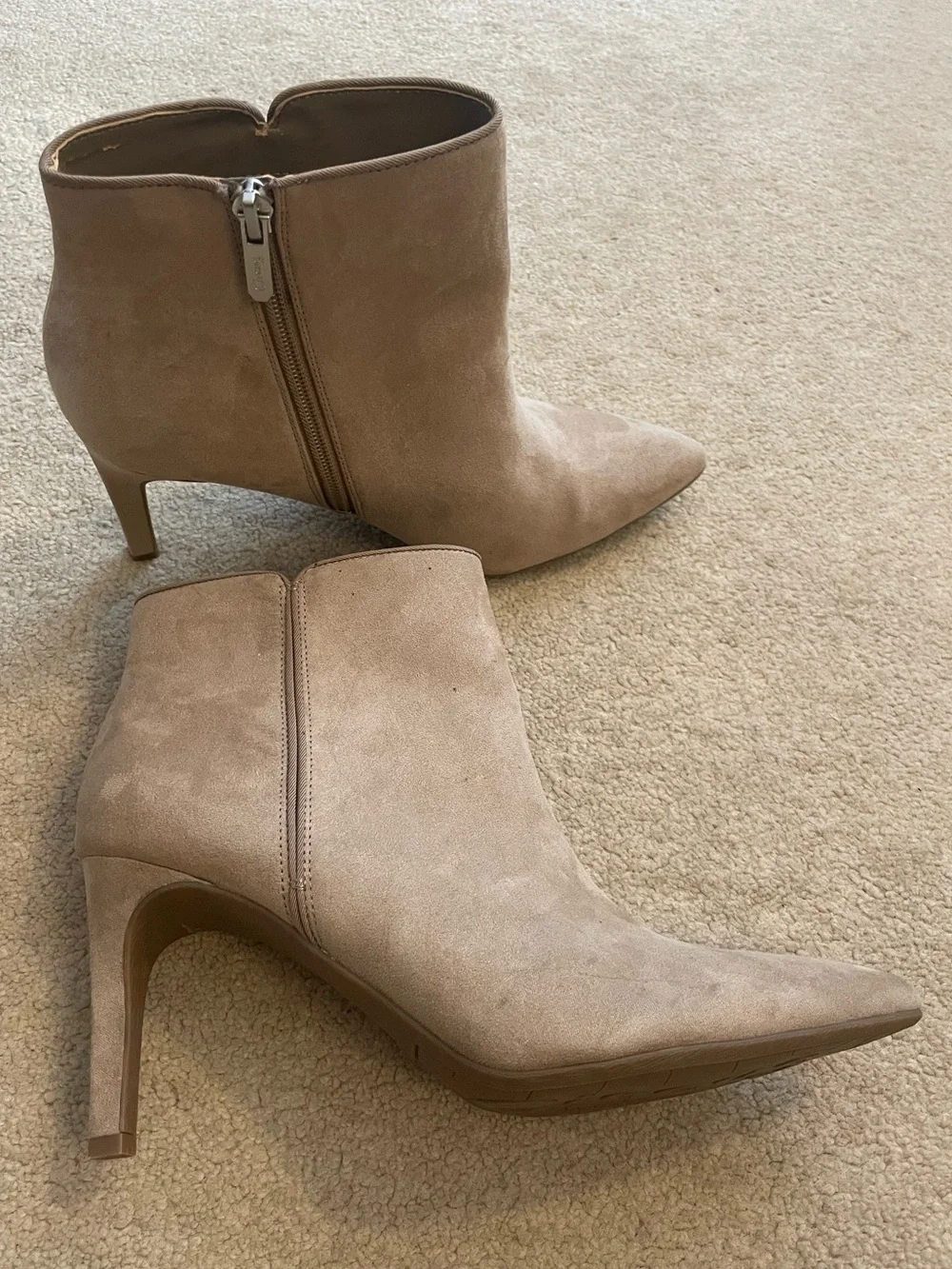 Circus by Sam Edelman heel photos